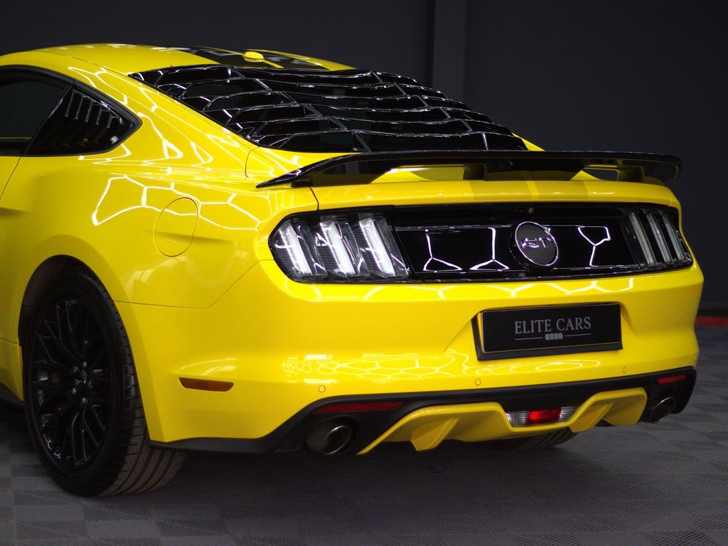 USED 2017 17 FORD MUSTANG 5.0 V8 GT Fastback Euro 6 2dr sold