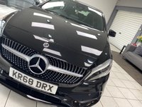 USED 2018 68 MERCEDES-BENZ A-CLASS 2.1 A200d AMG Line (Premium Plus) Hatchback 5dr Diesel 7G-DCT Euro 6 (s/s) (136 ps) COSMOS BLACK / BLACK ARTICO LEATHER / FABRIC TRIM (RED STITCHING) / HEATED FRONT 3X MEMORY SEATS / DUAL ZONE CLIMATE / PANORAMIC ROOF / ELECTRIC WINDOWS / POWERFOLD MIRRORS / AUTO LIGHTS / WIPERS / SATNAV / DAB FM AM CD TUNER / BLUETOOTH / USB / FRONT AND REAR PARKING SENSORS / 18" GREY FINISH ALLOYS / SERVICE HISTORY
