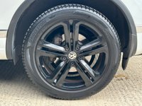 USED 2017 R VOLKSWAGEN TOUAREG 3.0 TDI V6 R-Line Plus SUV 5dr Diesel Tiptronic 4WD Euro 6 (s/s) (262 ps) 