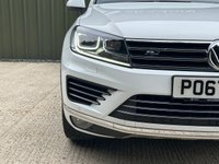 USED 2017 R VOLKSWAGEN TOUAREG 3.0 TDI V6 R-Line Plus SUV 5dr Diesel Tiptronic 4WD Euro 6 (s/s) (262 ps) 