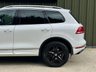 USED 2017 R VOLKSWAGEN TOUAREG 3.0 TDI V6 R-Line Plus SUV 5dr Diesel Tiptronic 4WD Euro 6 (s/s) (262 ps) 