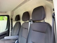 USED 2022 71 PEUGEOT BOXER 2.2 BlueHDi 335 Professional Panel Van 5dr Diesel Manual L3 H2 Euro 6 (s/s) (140 ps) A/C-p sensors-nav-Bluetooth
