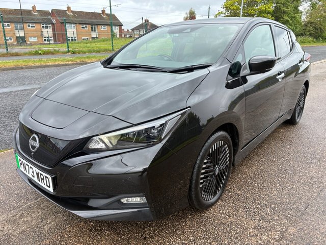 View our Nissan Leaf 39kWh Tekna Hatchback 5dr Electric Auto (150 ps)