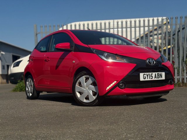 2015 15 Toyota Aygo 1.0 VVT-i x-play Hatchback 5dr Petrol Manual Euro 5 Euro 5 (68 ps)