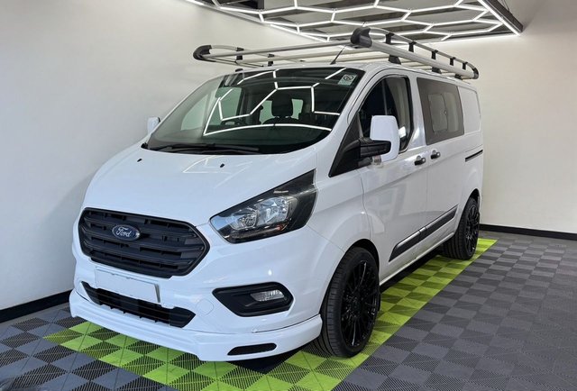 View our FORD TRANSIT CUSTOM