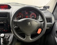 USED 2015 65 PEUGEOT EXPERT 2.0 HDi Professional Panel Van 4dr Diesel Manual L1 H1 (168 g/km, 128 bhp) 