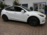 USED 2023 23 TESLA MODEL Y SUV 5dr Electric Auto RWD (346 ps) SUNROOF SAT NAV PARKING CAMERA LEATHER HEATED SEATS HEATED STEERING WHEEL CRUISE CONTROL 1 OWNER WARRANTY