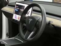 USED 2023 23 TESLA MODEL Y SUV 5dr Electric Auto RWD (346 ps) SUNROOF SAT NAV PARKING CAMERA LEATHER HEATED SEATS HEATED STEERING WHEEL CRUISE CONTROL 1 OWNER WARRANTY