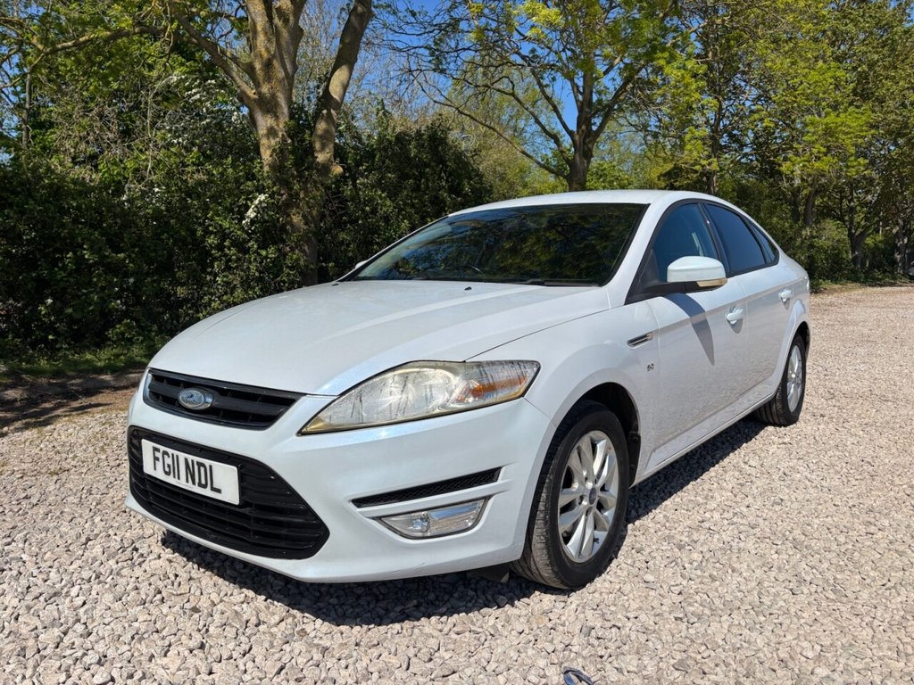 USED 2011 11 FORD MONDEO 2.0 TDCi Zetec Hatchback 5dr Diesel Manual Euro 5 (140 ps) 