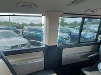 USED 2015 15 VOLKSWAGEN CARAVELLE 2.0 TDI BlueMotion Tech Executive MPV 5dr Diesel DSG Euro 5 (s/s) (140 ps) 