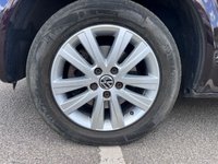 USED 2015 15 VOLKSWAGEN CARAVELLE 2.0 TDI BlueMotion Tech Executive MPV 5dr Diesel DSG Euro 5 (s/s) (140 ps) 
