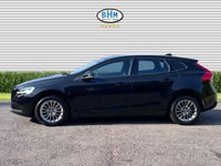 USED 2016 66 VOLVO V40 2.0 D2 Momentum Hatchback 5dr Diesel Manual Euro 6 (s/s) (120 ps) 12 Month MOT & Just Serviced