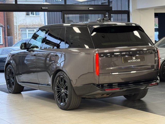 View our LAND ROVER RANGE ROVER