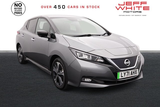 View our NISSAN LEAF