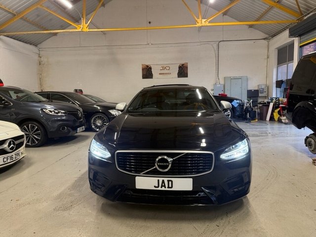 View our VOLVO S90
