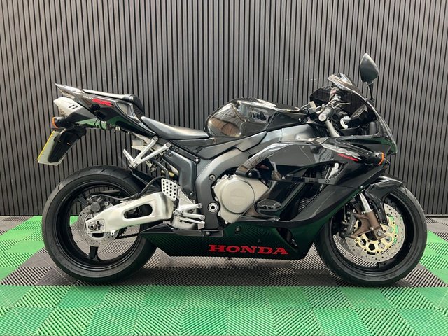 View our HONDA CBR 1000 RR-4