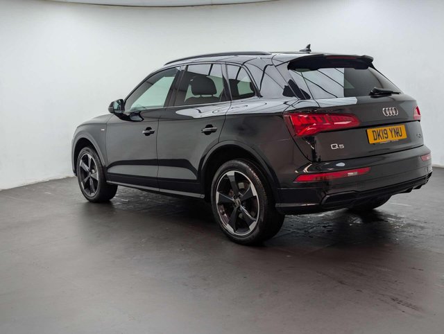 USED 2019 19 AUDI Q5 2.0 Q5 Black Edition 40 TDI Quattro Semi-Auto 4WD 5dr CLICK & COLLECT/ HOME DELIVERY
