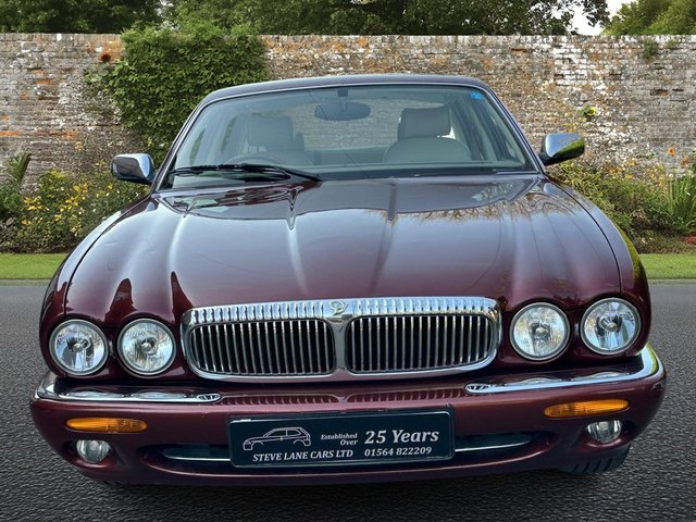 View our DAIMLER SOVEREIGN