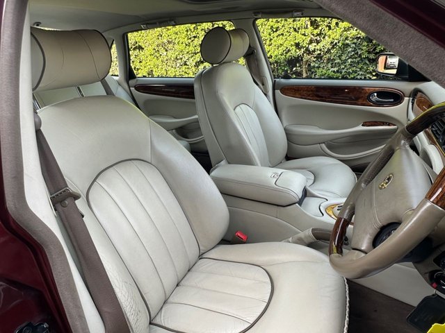 View our DAIMLER SOVEREIGN