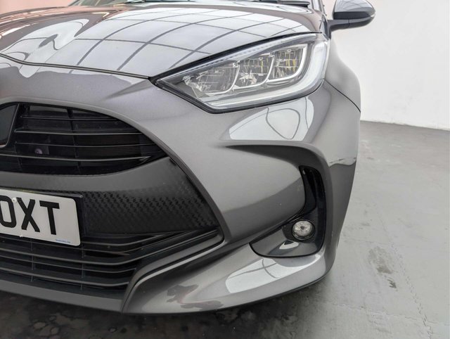 USED 2022 72 TOYOTA YARIS 1.5 Yaris Design HEV CVT 5dr CLICK & COLLECT/ HOME DELIVERY