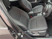 USED 2022 72 TOYOTA YARIS 1.5 Yaris Design HEV CVT 5dr CLICK & COLLECT/ HOME DELIVERY