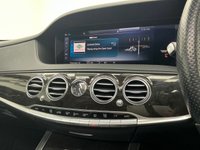 USED 2019 19 MERCEDES-BENZ S-CLASS 2.9 S400Ld AMG Line (Premium Plus) Saloon 4dr Diesel G-Tronic+ Euro 6 (s/s) (340 ps) Finished In Obsidian Black, This S-Class Comes With The Premium Plus Equipment Line, Electric Panoramic Glass Roof, 20" AMG 10 Spoke Wheels, Privacy Glass, Reversing Camera, Roller Blind Package, 2 Keys, Service History, 12 Months MOT, 3 Months Warranty. Finance And Extended Warranty Available.