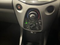 USED 2019 19 TOYOTA AYGO 1.0 VVT-i x-play Hatchback 5dr Petrol x-shift Euro 6 (71 ps) one owner from new
