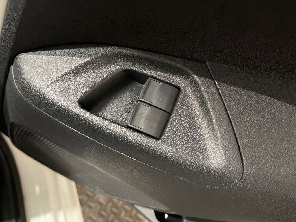 USED 2019 19 TOYOTA AYGO 1.0 VVT-i x-play Hatchback 5dr Petrol x-shift Euro 6 (71 ps) one owner from new