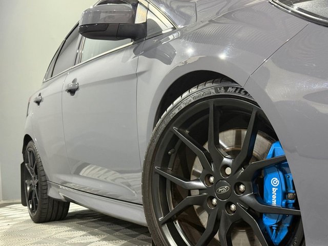 View our FORD FOCUS