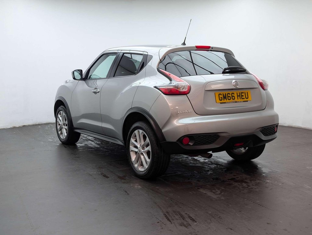 Used 2017 66 NISSAN JUKE 1.6 Juke N-Connecta CVT 5dr CLICK & COLLECT/ HOME DELIVERY