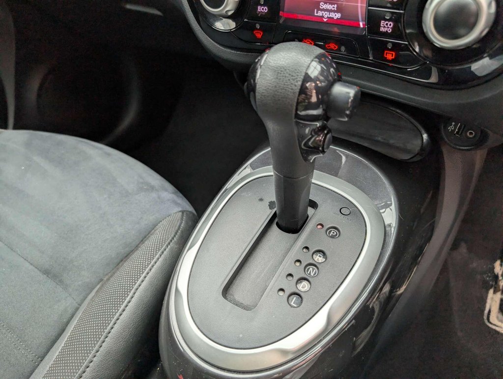 Used 2017 66 NISSAN JUKE 1.6 Juke N-Connecta CVT 5dr CLICK & COLLECT/ HOME DELIVERY
