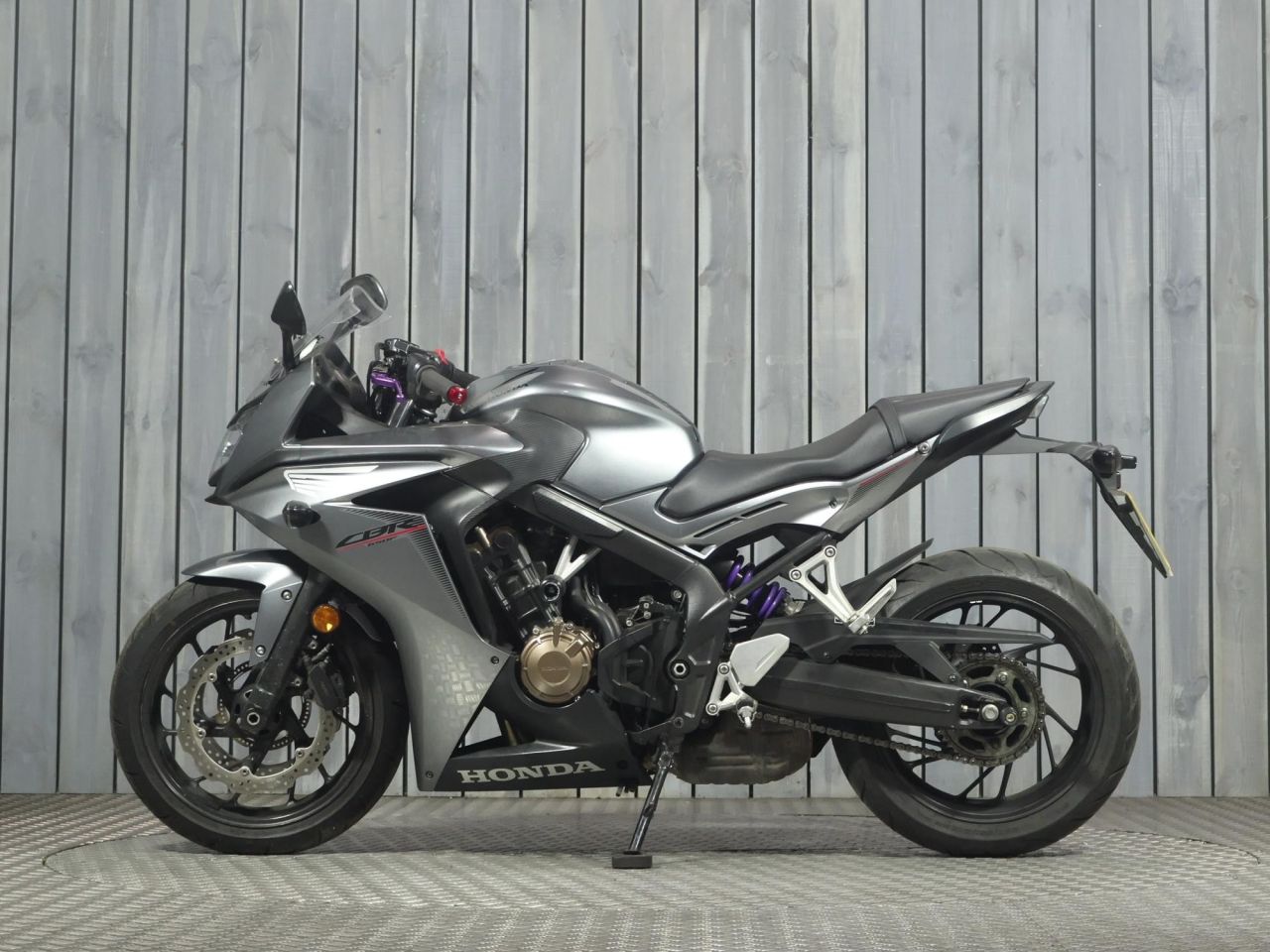 HONDA CBR650F