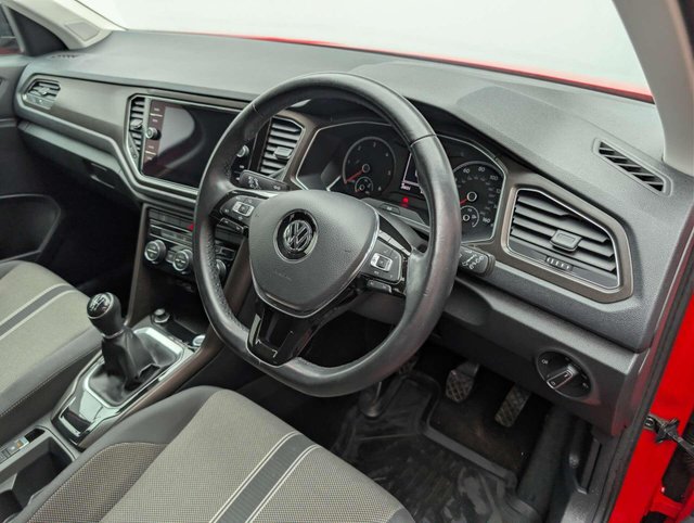 USED 2019 19 VOLKSWAGEN T-ROC 1.6 T-Roc Design TDI 5dr CLICK & COLLECT/ HOME DELIVERY