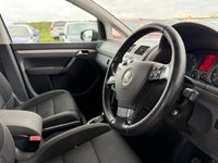 USED 2010 59 VOLKSWAGEN TOURAN 2.0 TDI Match MPV 5dr Diesel DSG (7 Seats) (182 g/km, 168 bhp) **HPI CLEAR~FRESH MOT+SVS**