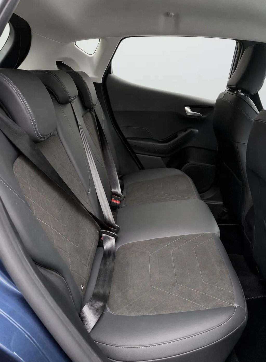 2023 Ford Fiesta — image 4