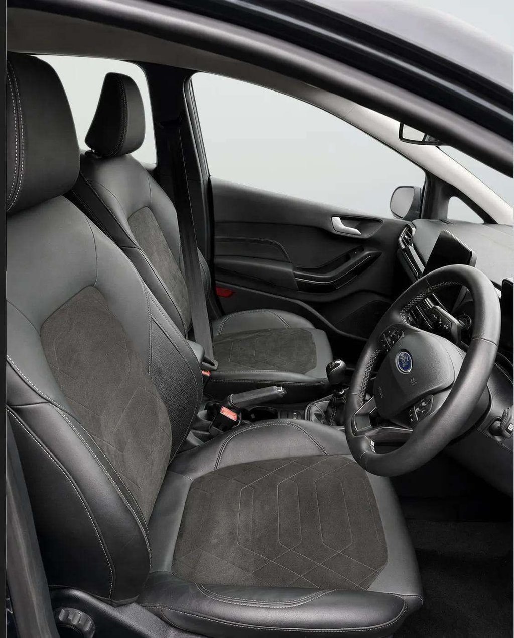 2023 Ford Fiesta — image 5