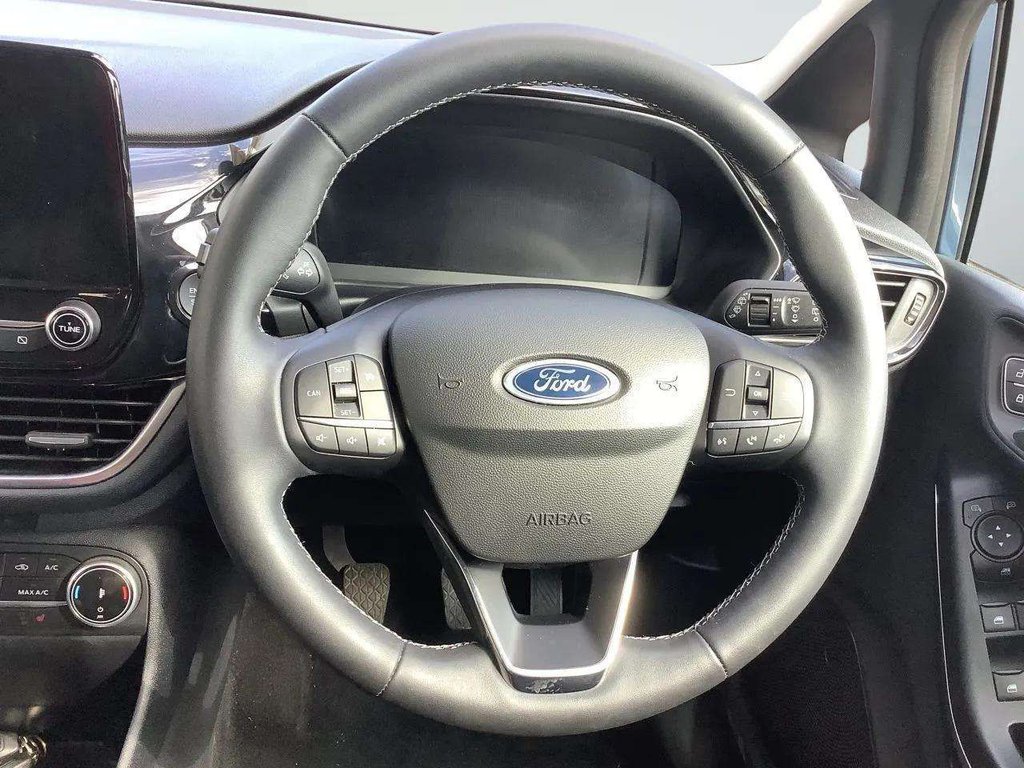 2023 Ford Fiesta — image 7