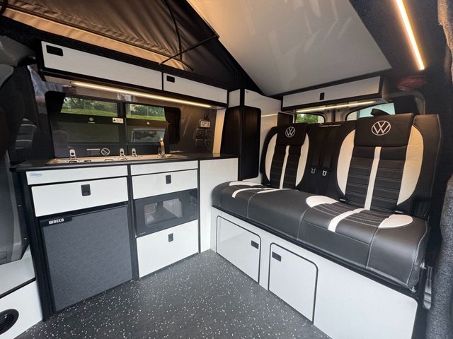 View our VOLKSWAGEN TRANSPORTER