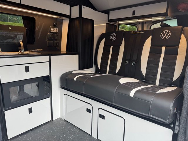 View our VOLKSWAGEN TRANSPORTER