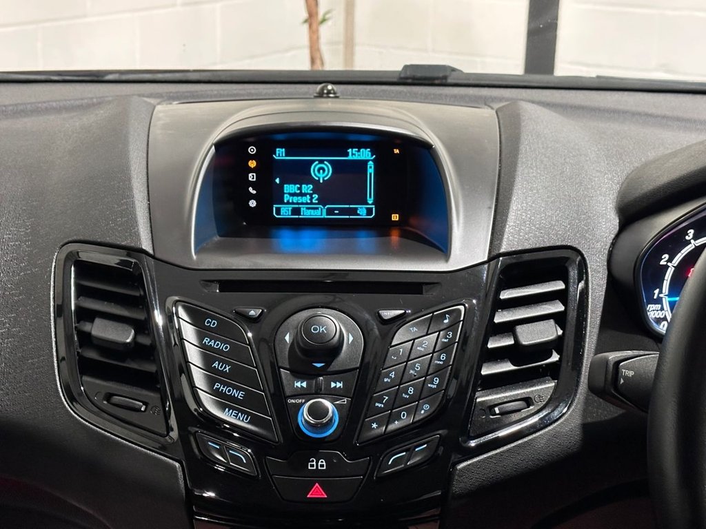 USED 2013 63 FORD FIESTA 1.0T EcoBoost Zetec Hatchback 5dr Petrol Manual Euro 5 (s/s) (100 ps) 