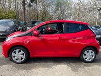 USED 2017 17 TOYOTA AYGO 1.0 VVT-i x-play Hatchback 5dr Petrol x-shift Euro 6 (68 ps) 
