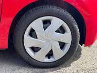USED 2017 17 TOYOTA AYGO 1.0 VVT-i x-play Hatchback 5dr Petrol x-shift Euro 6 (68 ps) 