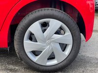 USED 2017 17 TOYOTA AYGO 1.0 VVT-i x-play Hatchback 5dr Petrol x-shift Euro 6 (68 ps) 