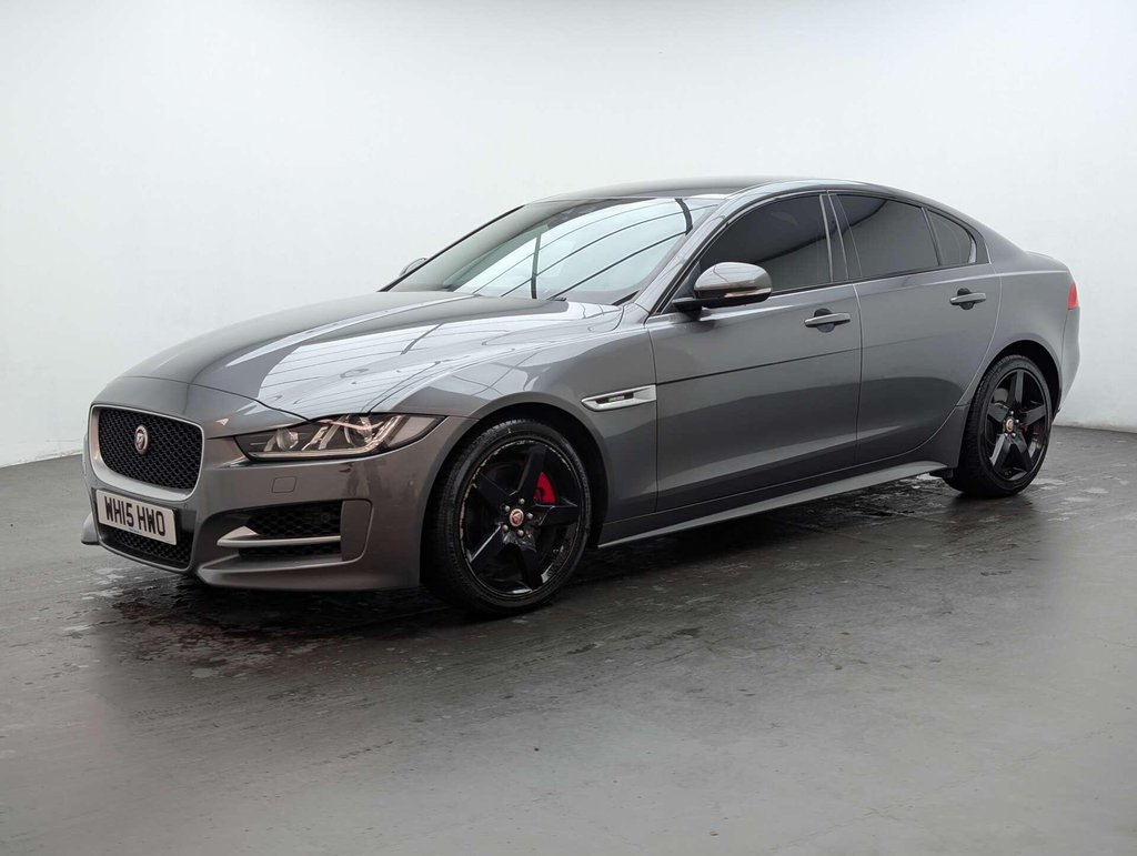 Used 2015 15 JAGUAR XE 2.0 XE R-Sport i Auto 4dr CLICK & COLLECT/ HOME DELIVERY