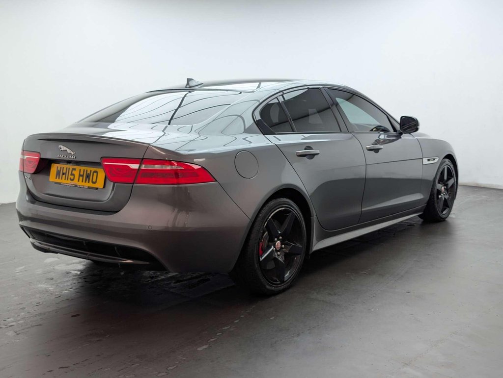 Used 2015 15 JAGUAR XE 2.0 XE R-Sport i Auto 4dr CLICK & COLLECT/ HOME DELIVERY