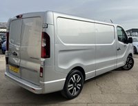 USED 2022 72 RENAULT TRAFIC 2.0 dCi Blue LL30 Sport+ Panel Van 5dr Diesel Manual L2 H1 Euro 6 (s/s) (150 ps) - APPLE CAR PLAY - SAT NAV - REVERSE CAMERA - P/SENSORS - BLUETOOTH - CRUISE -  2 OWNERS