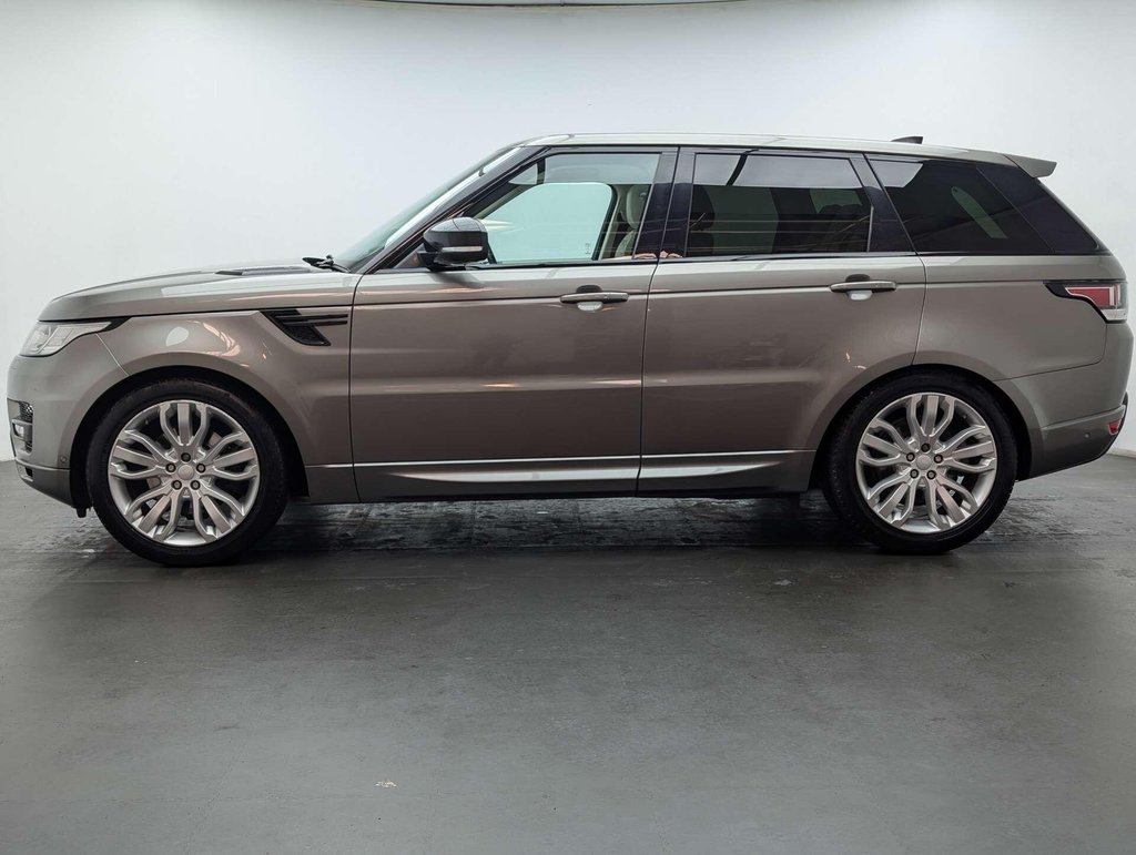 Used 2017 17 LAND ROVER RANGE ROVER SPORT 3.0 Range Rover Sport HSE Dynamic V6 SC Auto 4WD 5dr CLICK & COLLECT/ HOME DELIVERY