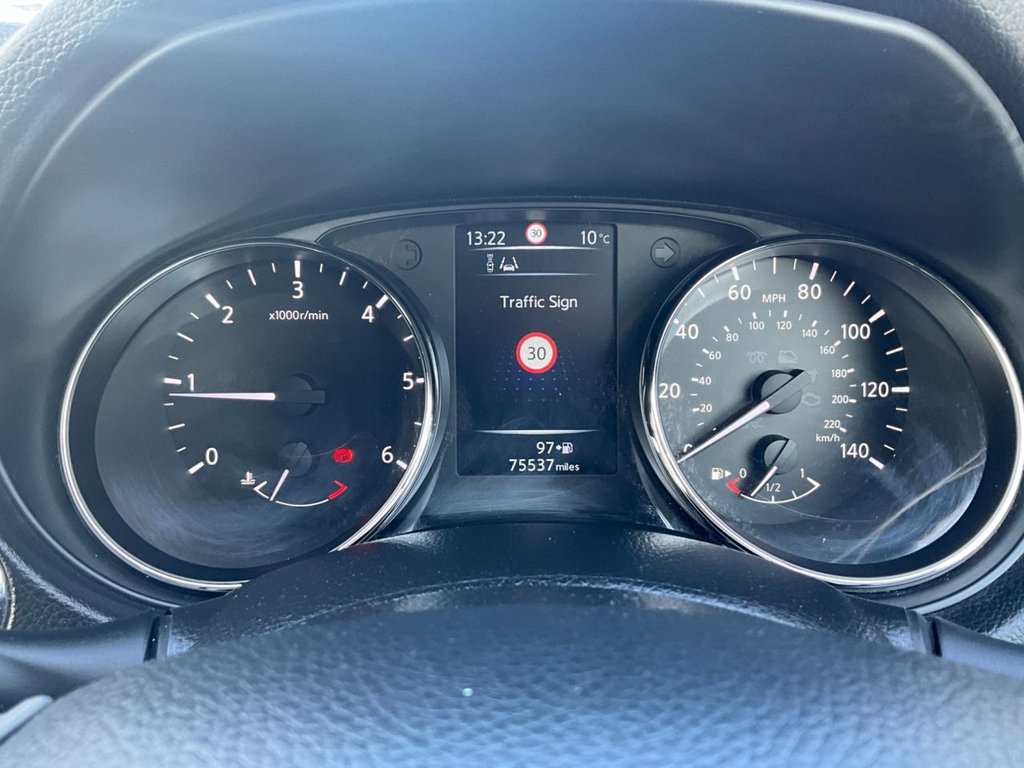 USED 2016 16 NISSAN QASHQAI 1.5 dCi N-Connecta SUV 5dr Diesel Manual 2WD Euro 6 (s/s) (110 ps) 
