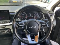 USED 2022 22 KIA CEED 1.5 T-GDi 3 Hatchback 5dr Petrol Manual Euro 6 (s/s) (158 bhp) Rear Camera, Lane Departure