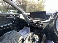 USED 2022 22 KIA CEED 1.5 T-GDi 3 Hatchback 5dr Petrol Manual Euro 6 (s/s) (158 bhp) Rear Camera, Lane Departure